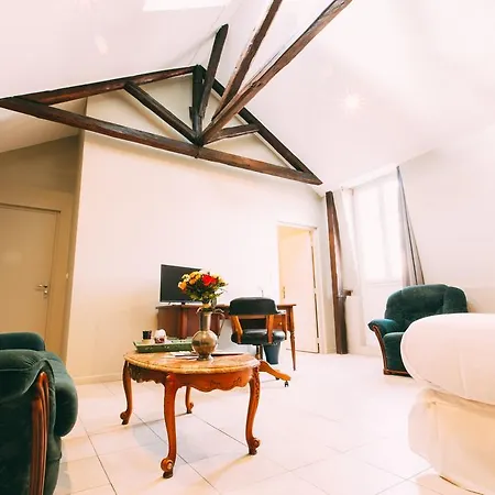 The Gem Couette-café 4*