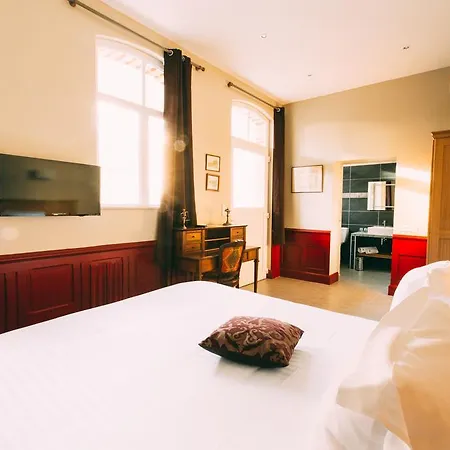 The Gem Couette-café