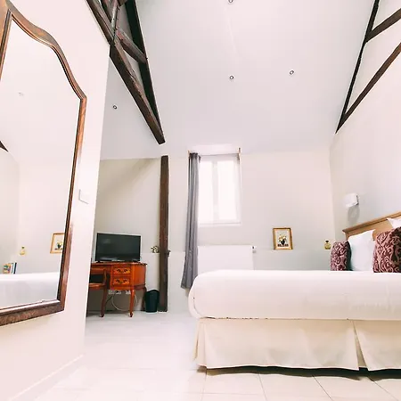 The Gem Bed & Breakfast 2*
