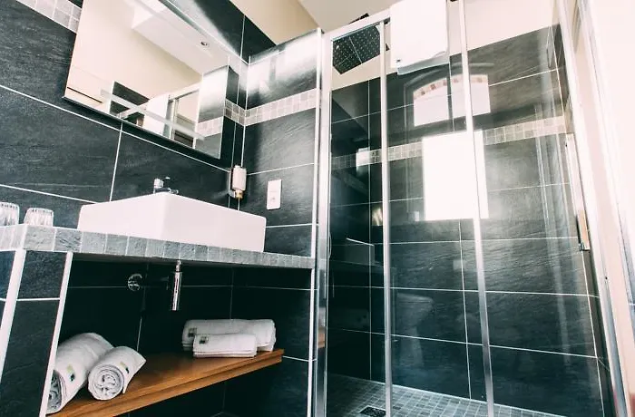 Couette-café The Gem